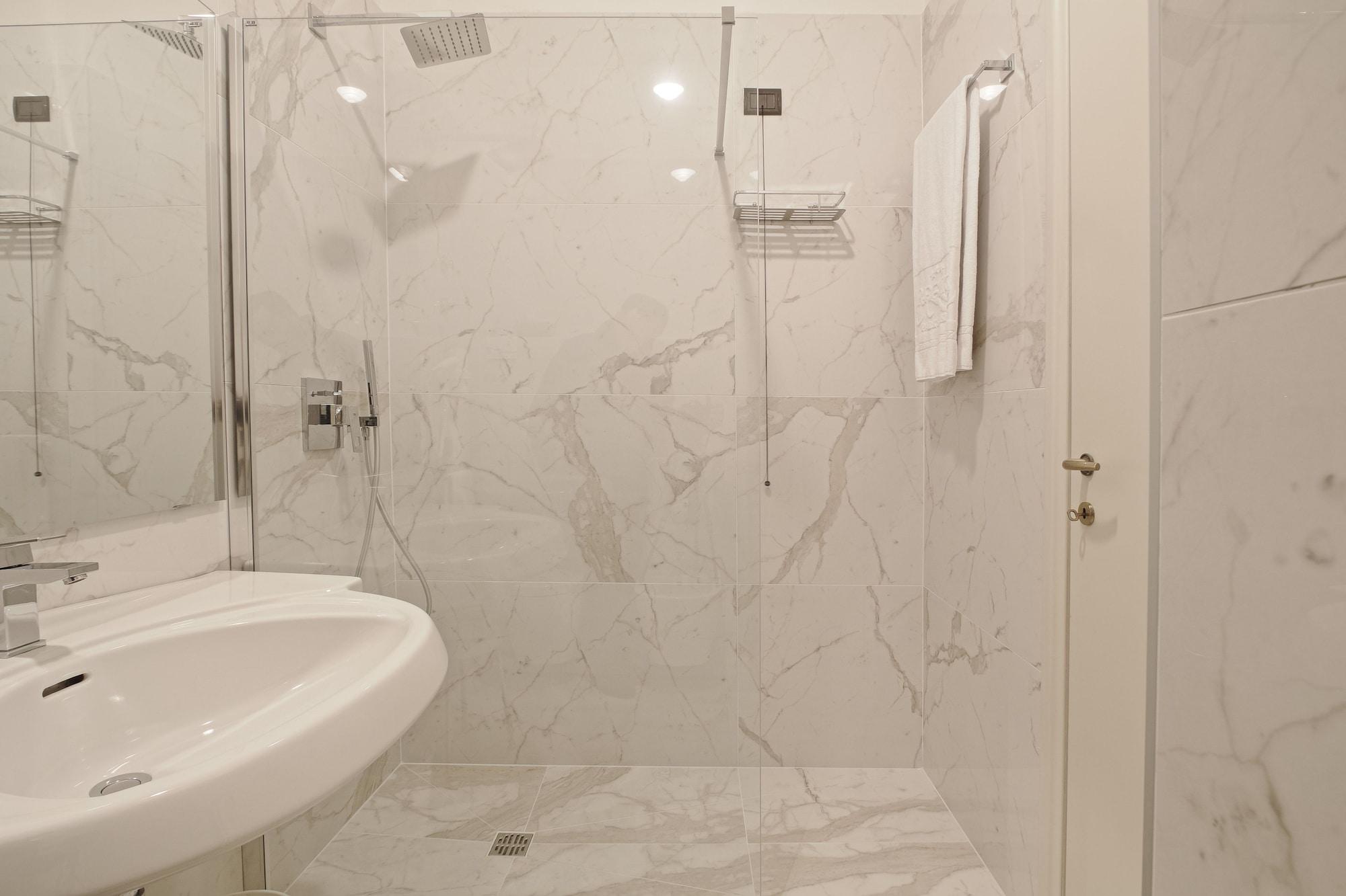 Rechigi Park Hotel