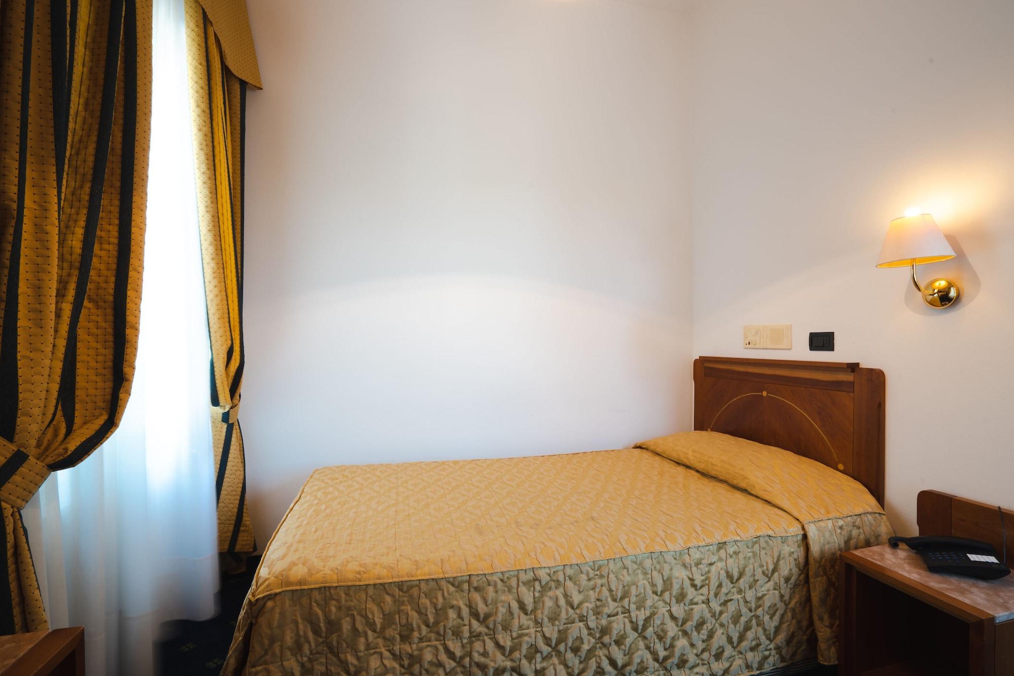 Rechigi Park Hotel